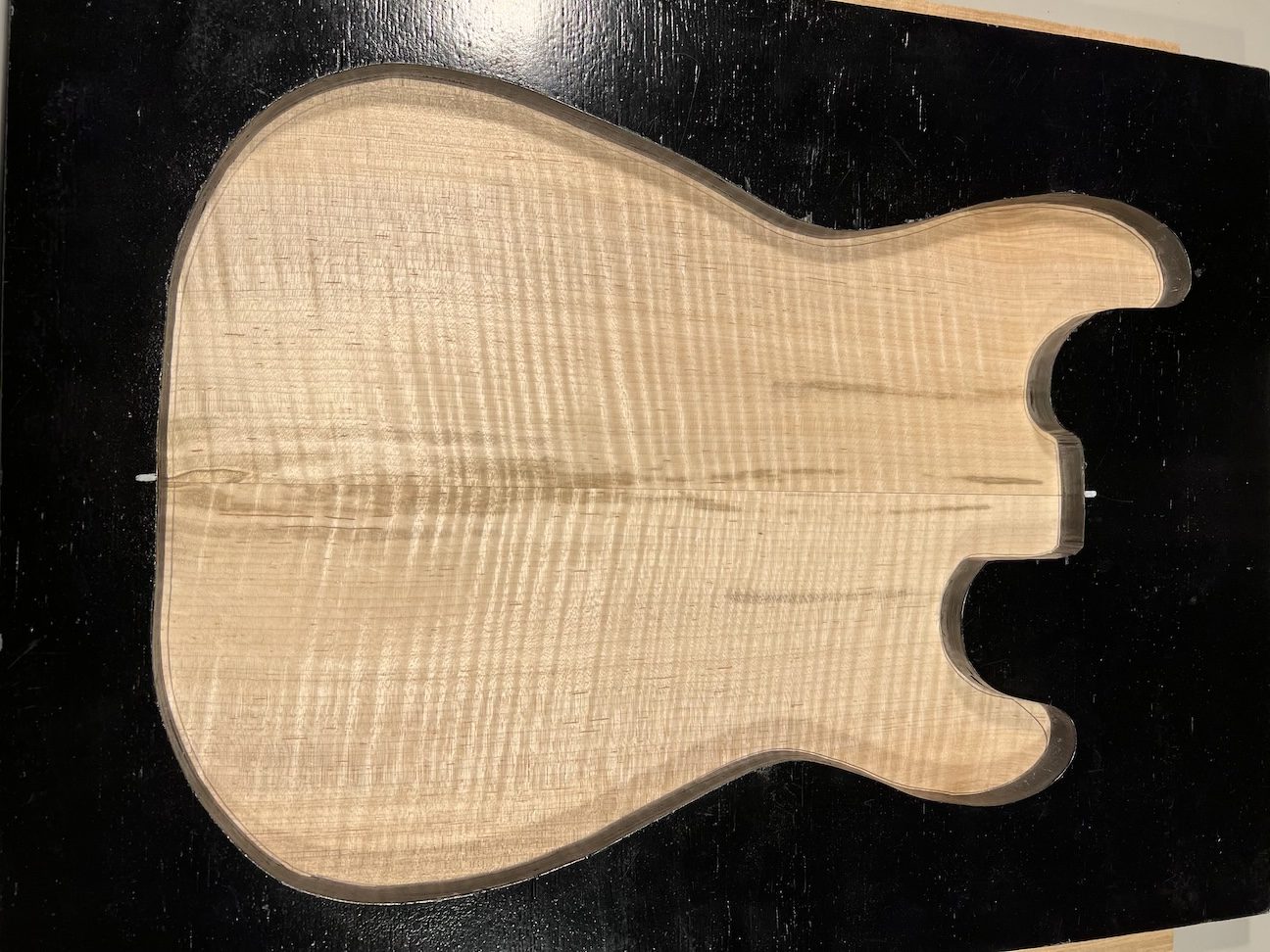Drop Top - #6930 - 4A Grade Red Leaf Flame Ambrosia Maple 19.75"x18.5"x.25"