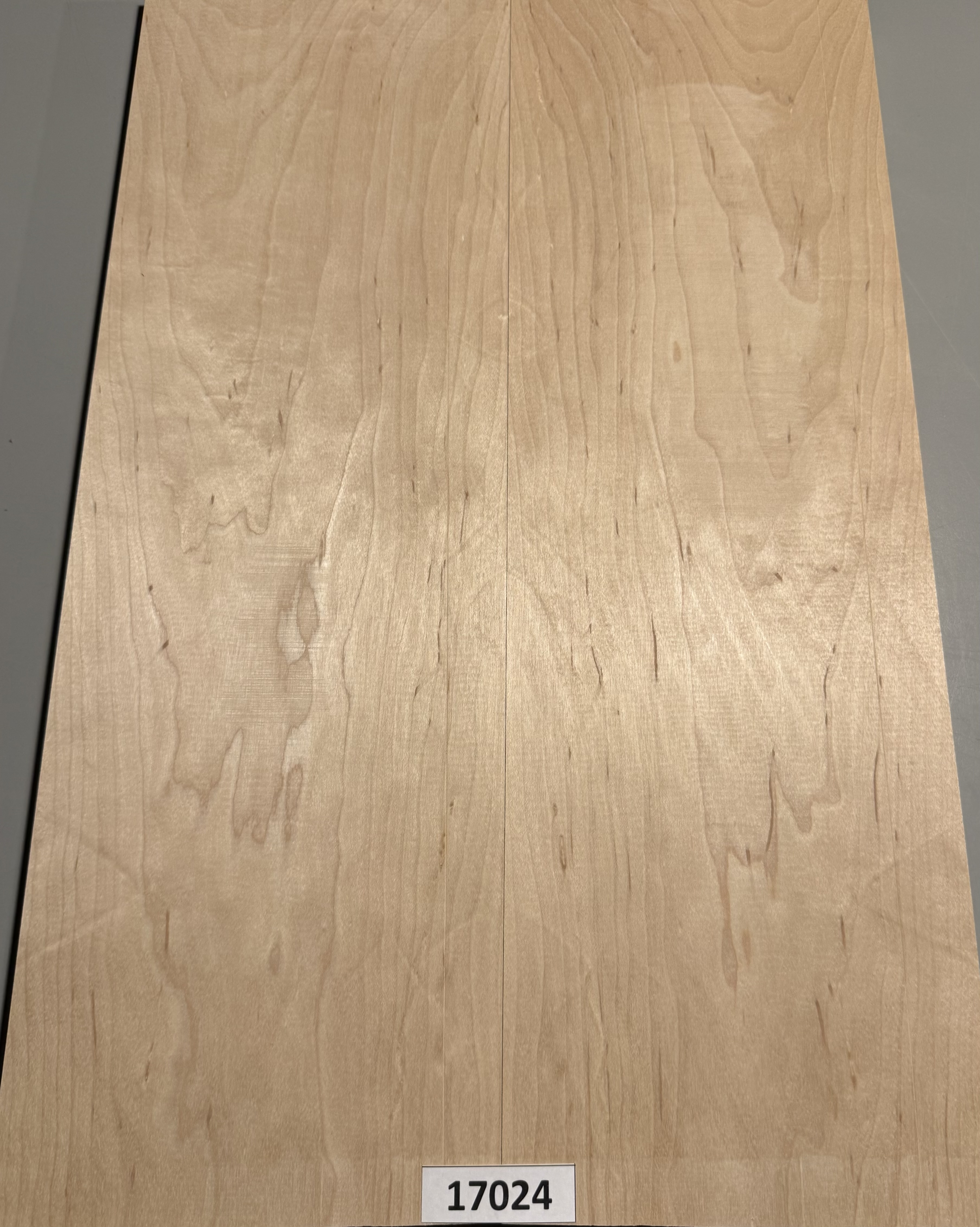 Carved Top-# 17024–Plain Hard Maple 22”x14”x.85”