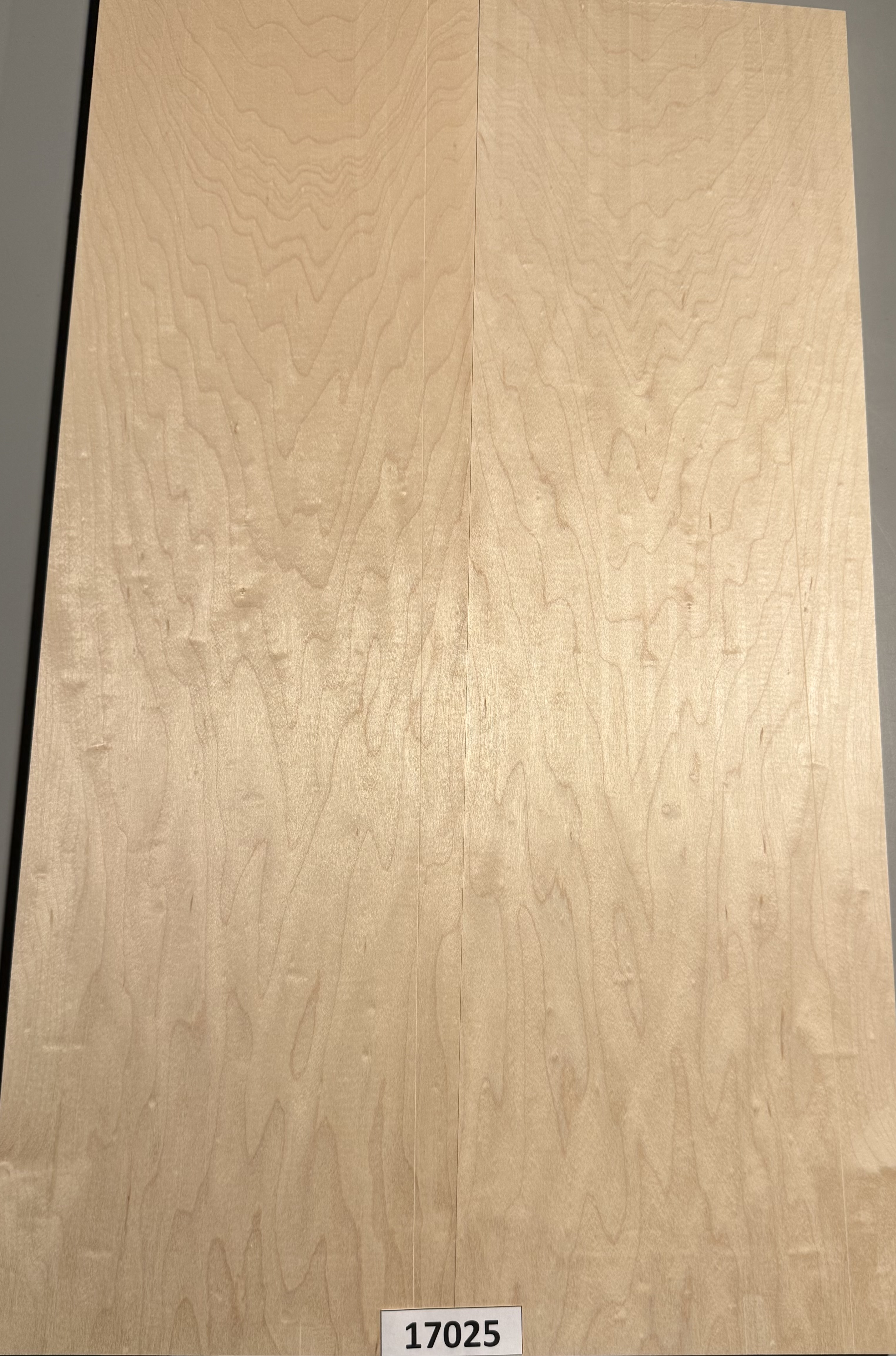 Carved Top-# 17025–Plain Hard Maple 24”x14”x.85”