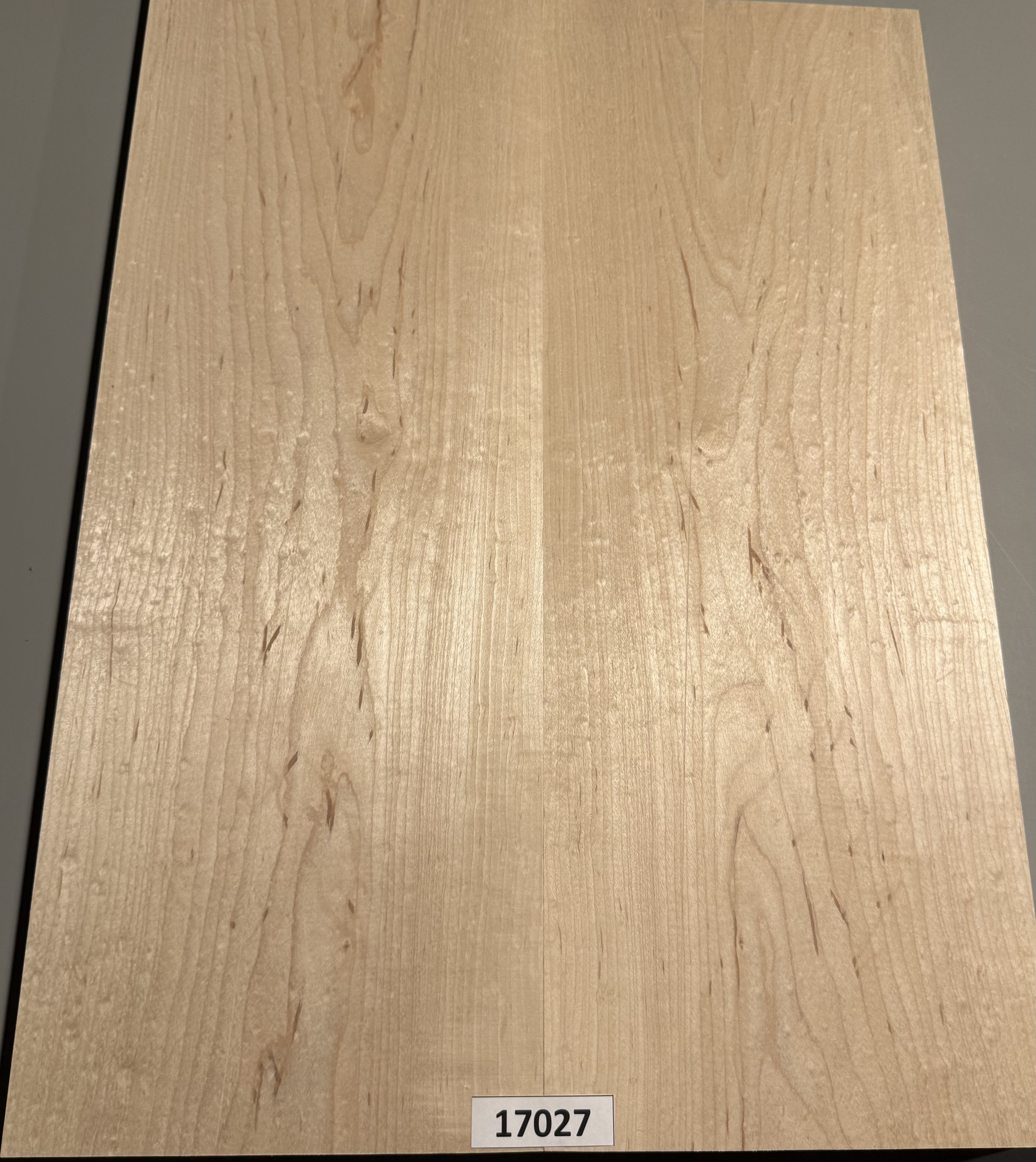 Carved Top-# 17027–Plain Hard Maple 22”x16”x.85”